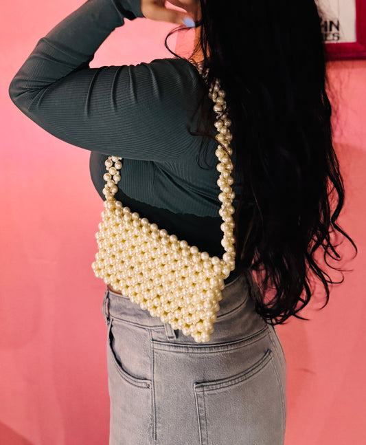 Pearl sling bag